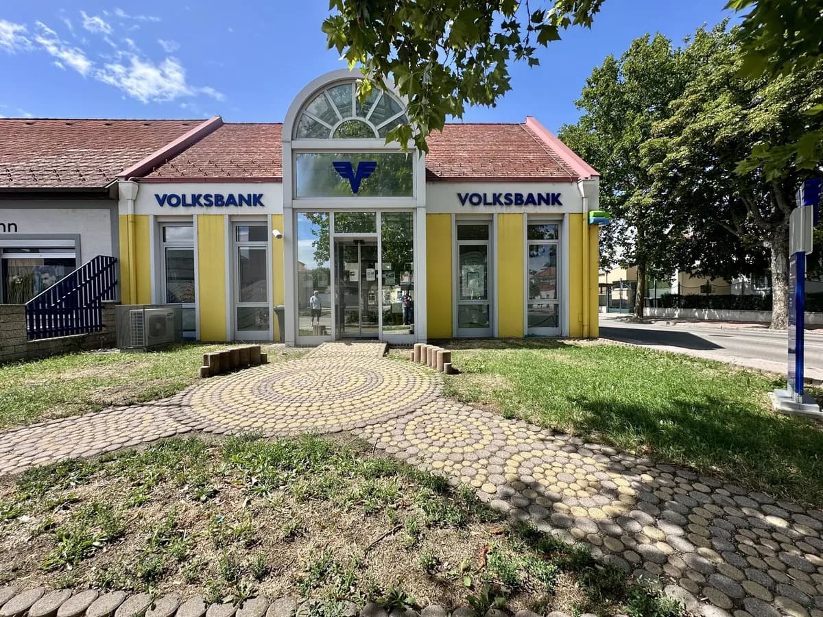 Gewerbeimmobilie kaufen in Baden – 110 m², € 400.000