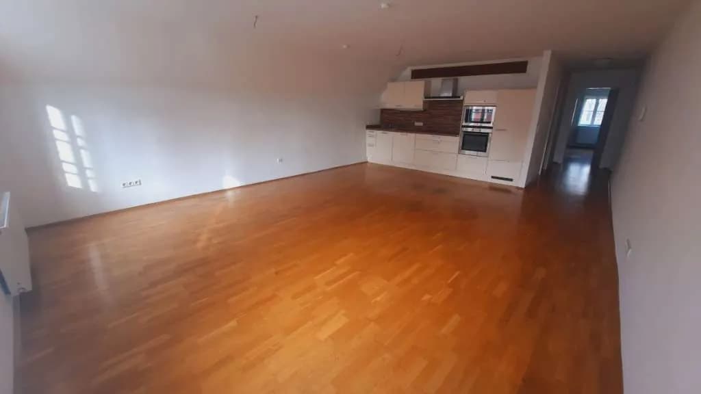 3-Zimmer-Wohnung mieten in Schärding – 106 m², € 920 – Bild 2 von 8