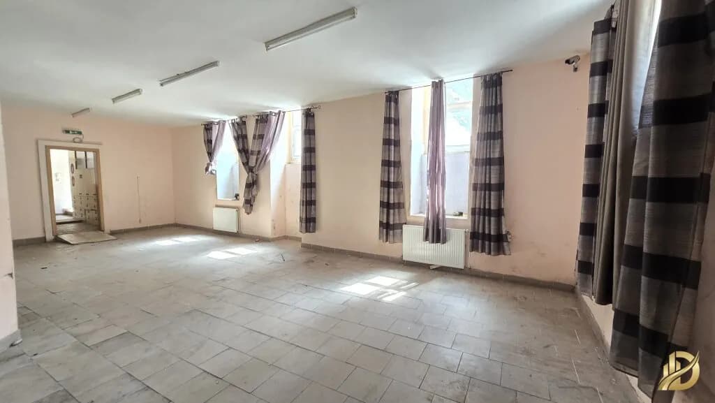 4-Zimmer-Gewerbeimmobilie kaufen in Wien – 184 m², € 269.900