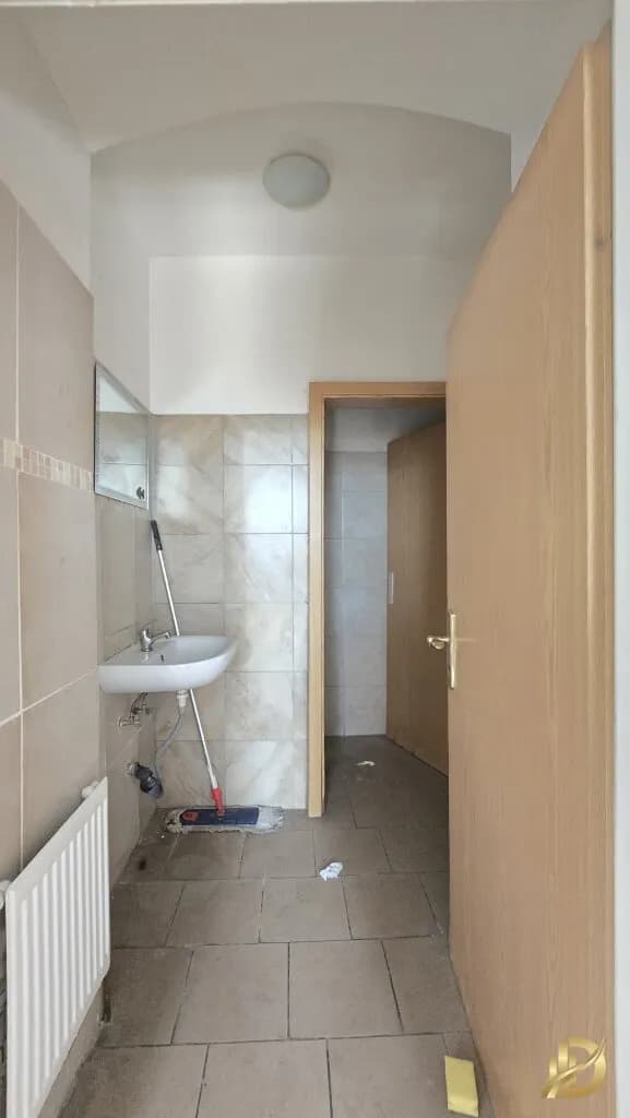 4-Zimmer-Gewerbeimmobilie kaufen in Wien – 184 m², € 269.900 – Bild 19 von 34