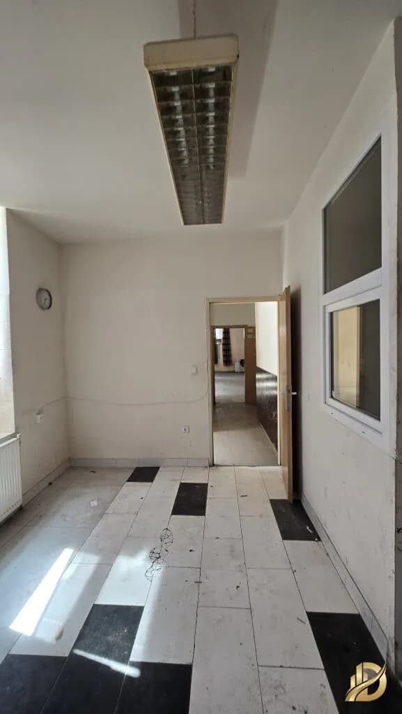 4-Zimmer-Gewerbeimmobilie kaufen in Wien – 184 m², € 269.900 – Bild 28 von 34