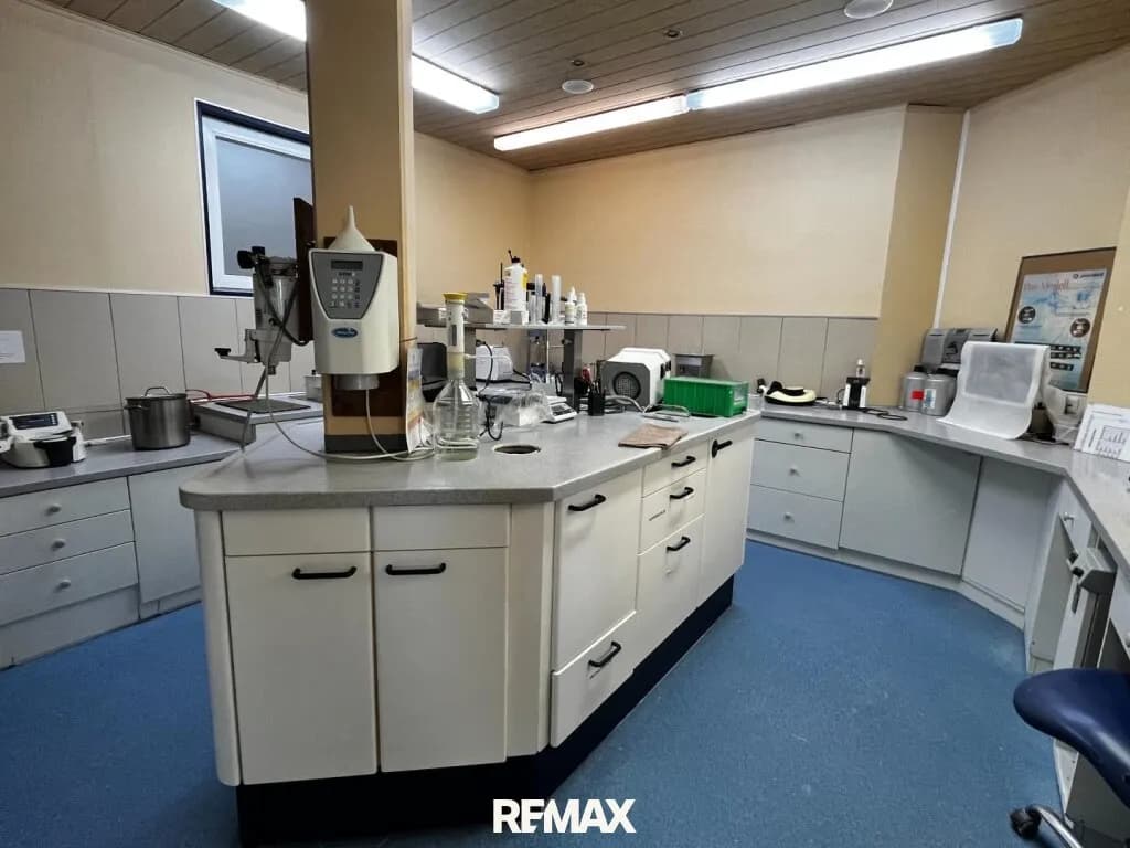 6-Zimmer-Gewerbeimmobilie mieten in Grieskirchen – 161 m² – Bild 5 von 13
