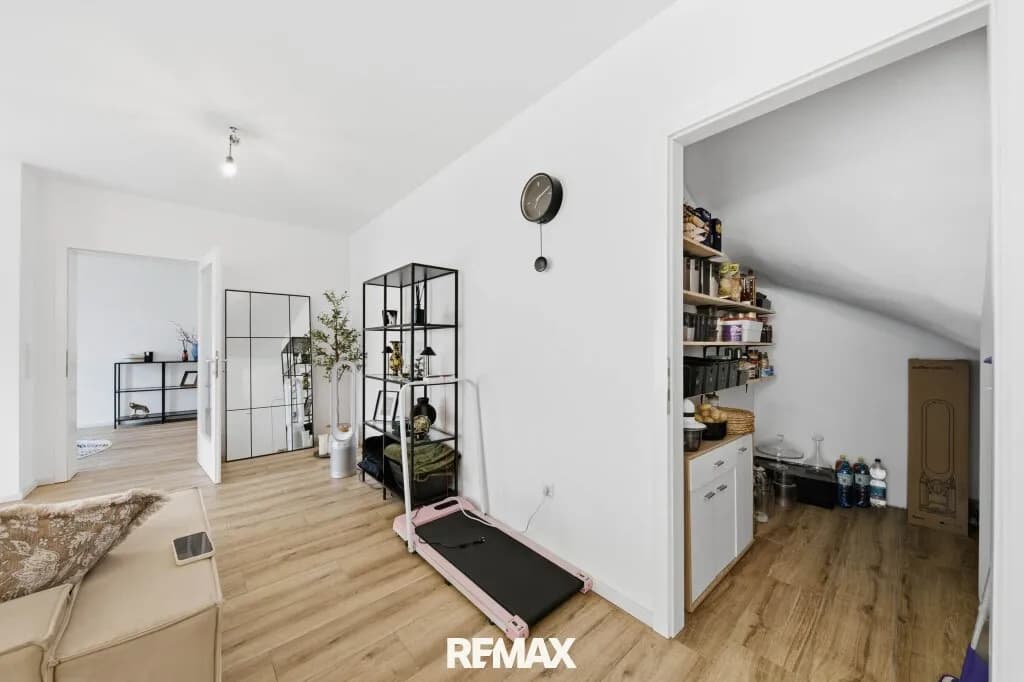 4-Zimmer-Haus kaufen in Hollabrunn – 150 m², € 498.000 – Bild 2 von 29