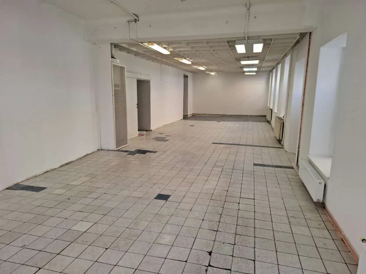 Gewerbeimmobilie mieten in Wien – 120 m², € 1.950 – Bild 2 von 4