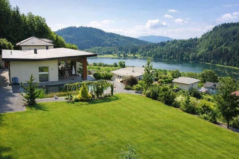 6-Zimmer-Haus kaufen in Feldkirchen – 240 m², € 1.450.000