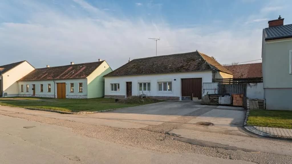 Immobilie kaufen in Mistelbach – 200 m², € 250.000 – Bild 2 von 32