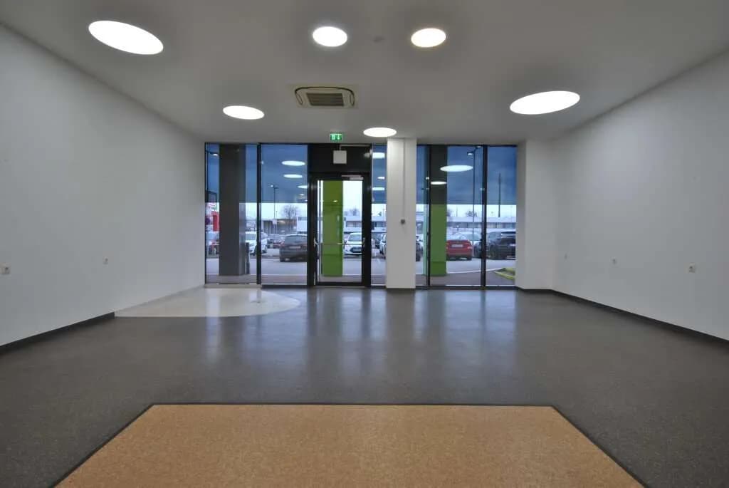 Gewerbeimmobilie mieten in Neunkirchen – 95 m², € 1.333