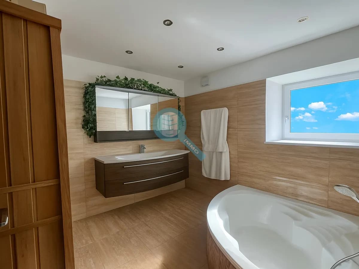 5-Zimmer-Wohnung kaufen in Kitzbühel – 115 m², € 449.000 – Bild 3 von 5