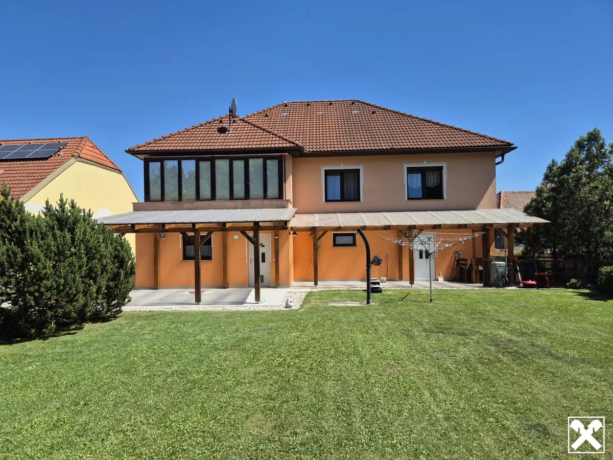 6-Zimmer-Haus kaufen in Hollabrunn – 123 m², € 349.000