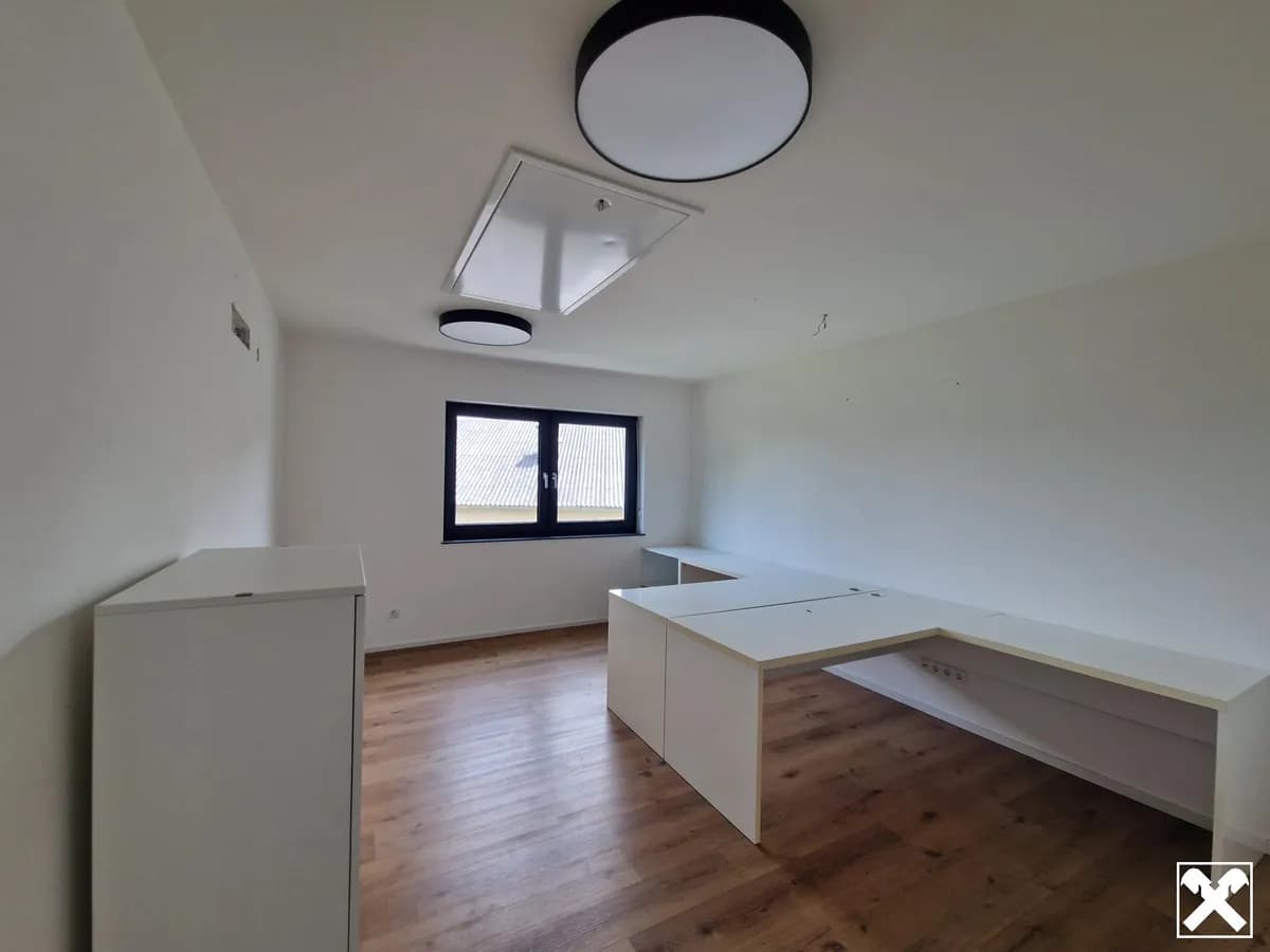 9-Zimmer-Haus kaufen in Tulln – 263,86 m², € 750.000 – Bild 3 von 17