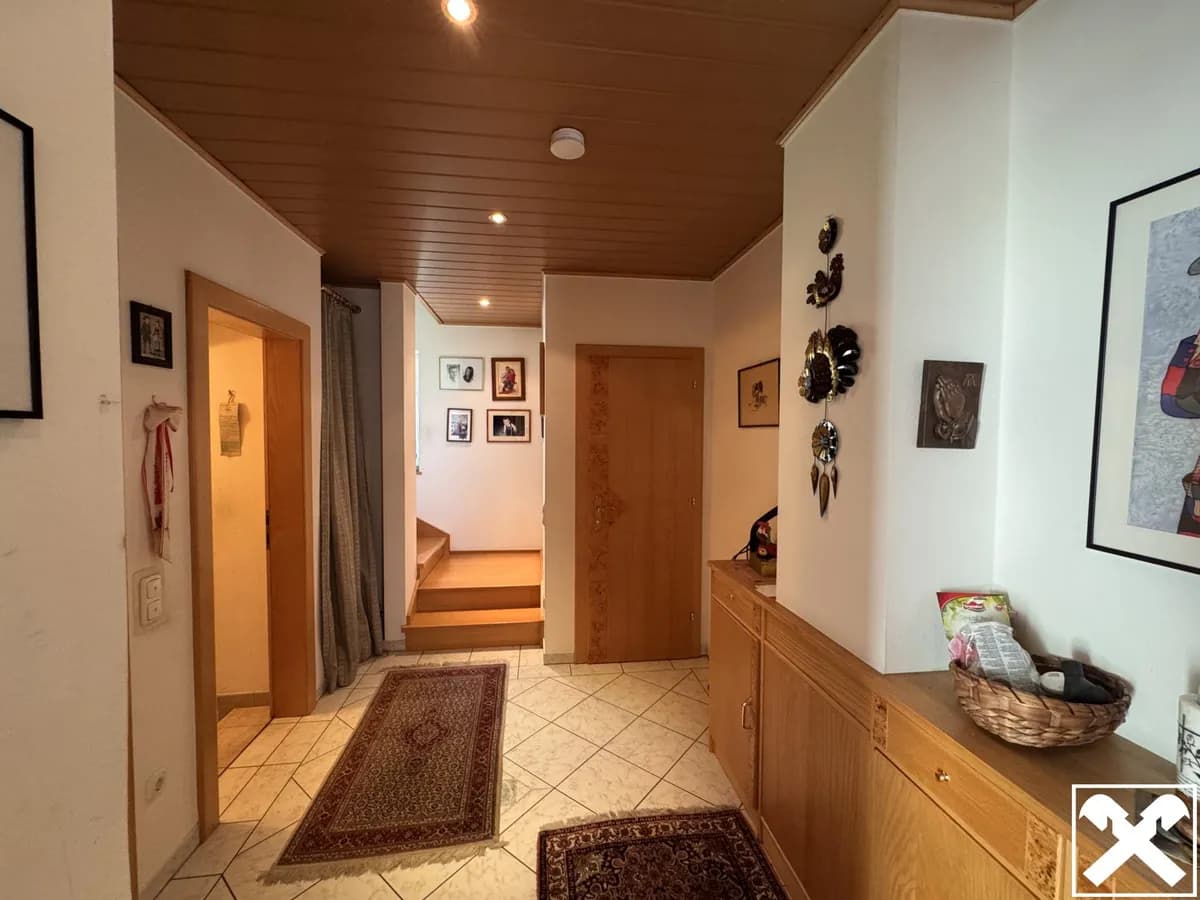9-Zimmer-Haus kaufen in Feldkirchen – 210 m², € 619.000 – Bild 8 von 18
