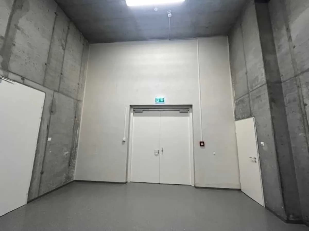 Gewerbeimmobilie mieten in Wien – 161 m², € 10 – Bild 9 von 19