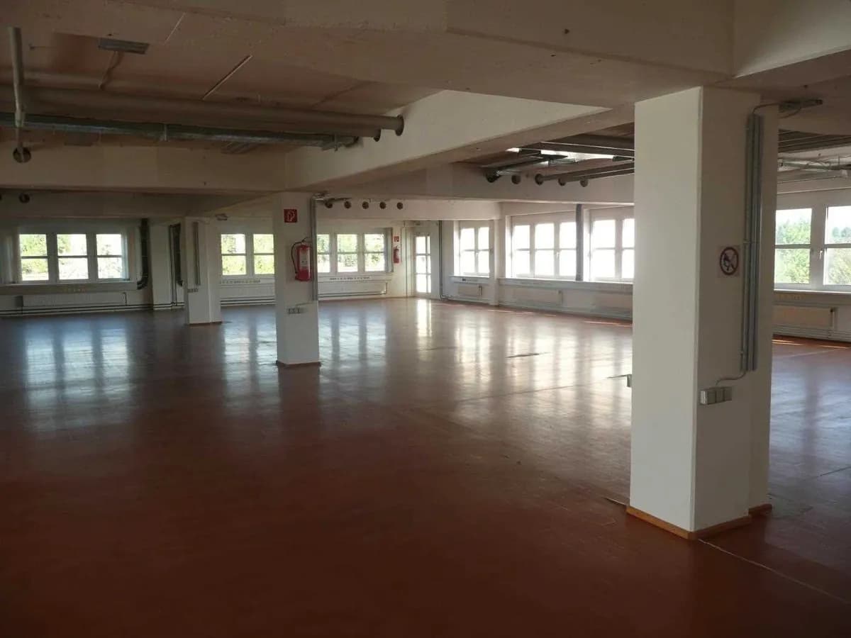 Gewerbeimmobilie mieten in Wien – 219 m², € 10 – Bild 5 von 19