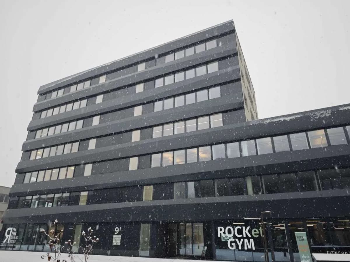Gewerbeimmobilie mieten in Hallein – 21 m², € 310