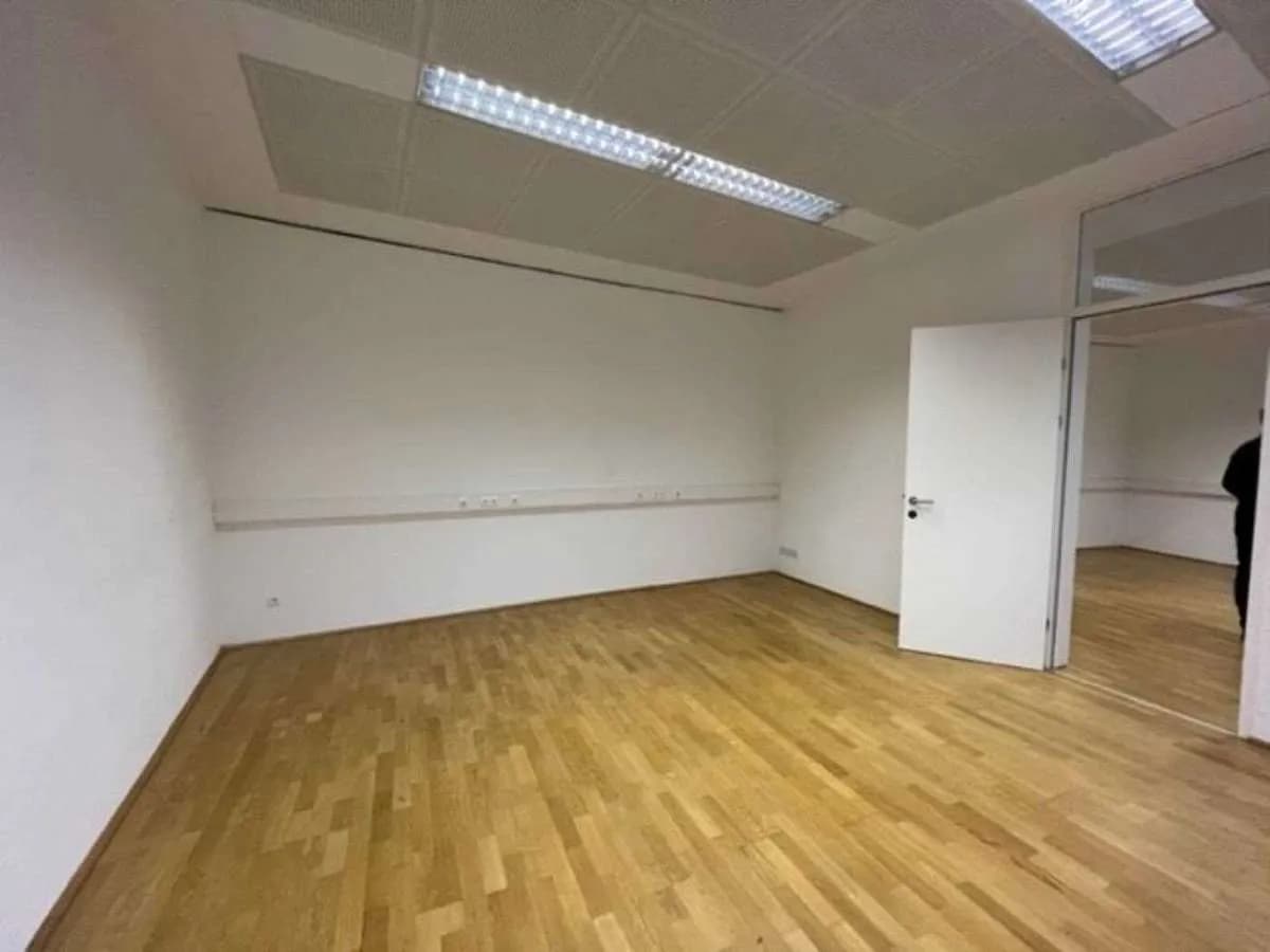 Gewerbeimmobilie mieten in Wien – 117 m², € 14 – Bild 5 von 19