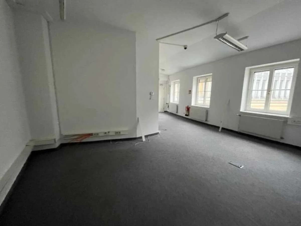Gewerbeimmobilie mieten in Wien – 117 m², € 14 – Bild 12 von 19