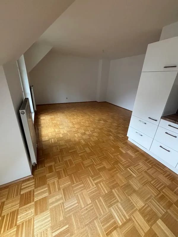 2-Zimmer-Wohnung mieten in Liezen – 60,85 m², € 459 – Bild 2 von 6