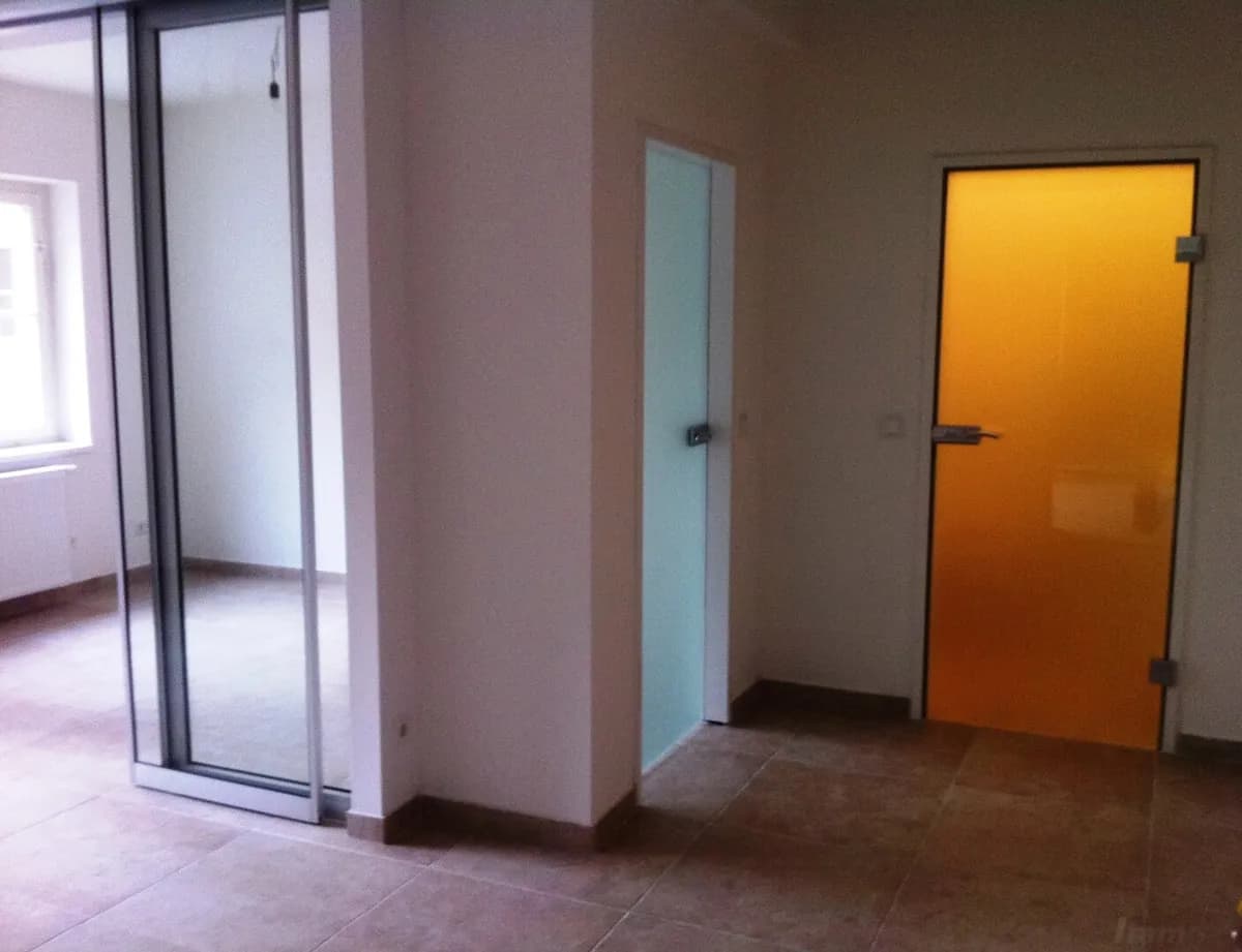 2-Zimmer-Gewerbeimmobilie mieten in Graz – 32 m², € 464 – Bild 1 von 9
