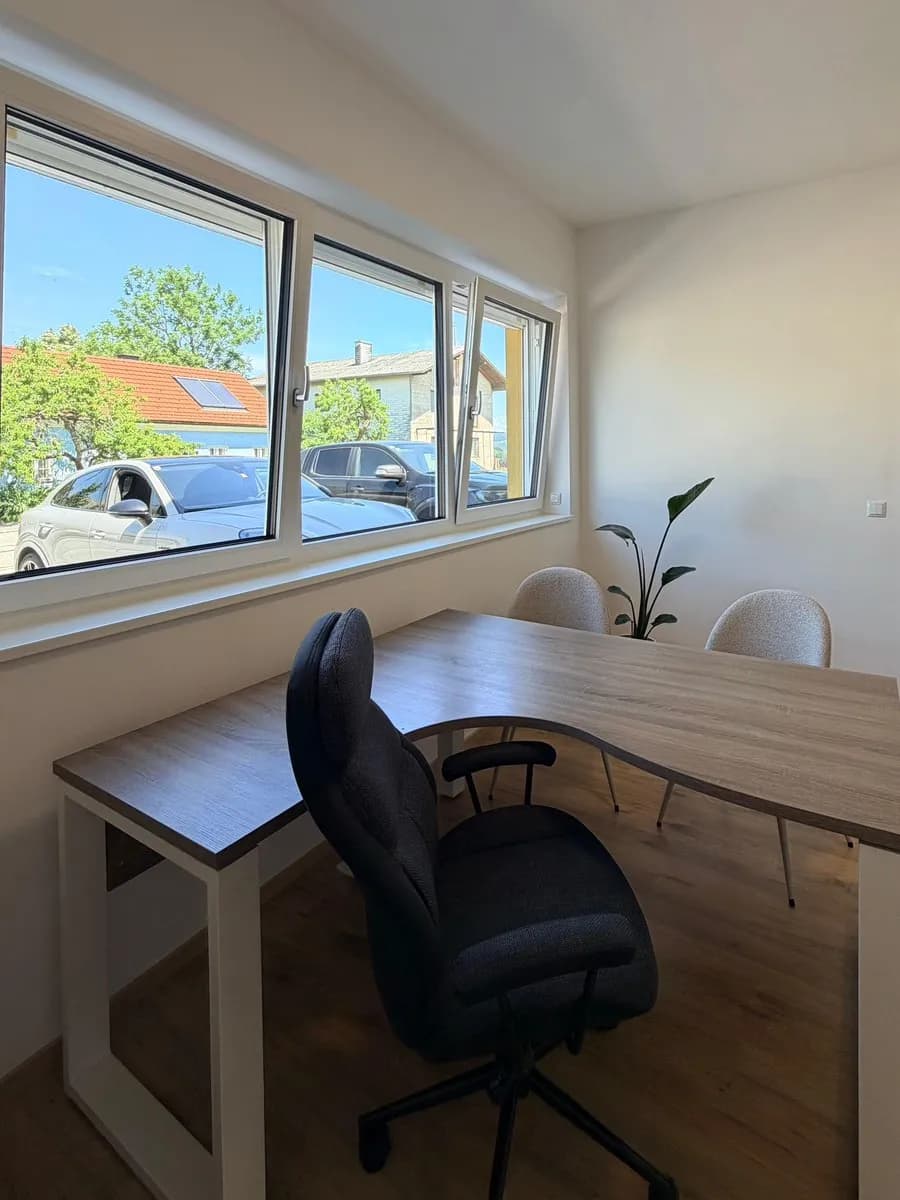 8-Zimmer-Gewerbeimmobilie mieten in Amstetten – 360 m², € 2.100 – Bild 5 von 22