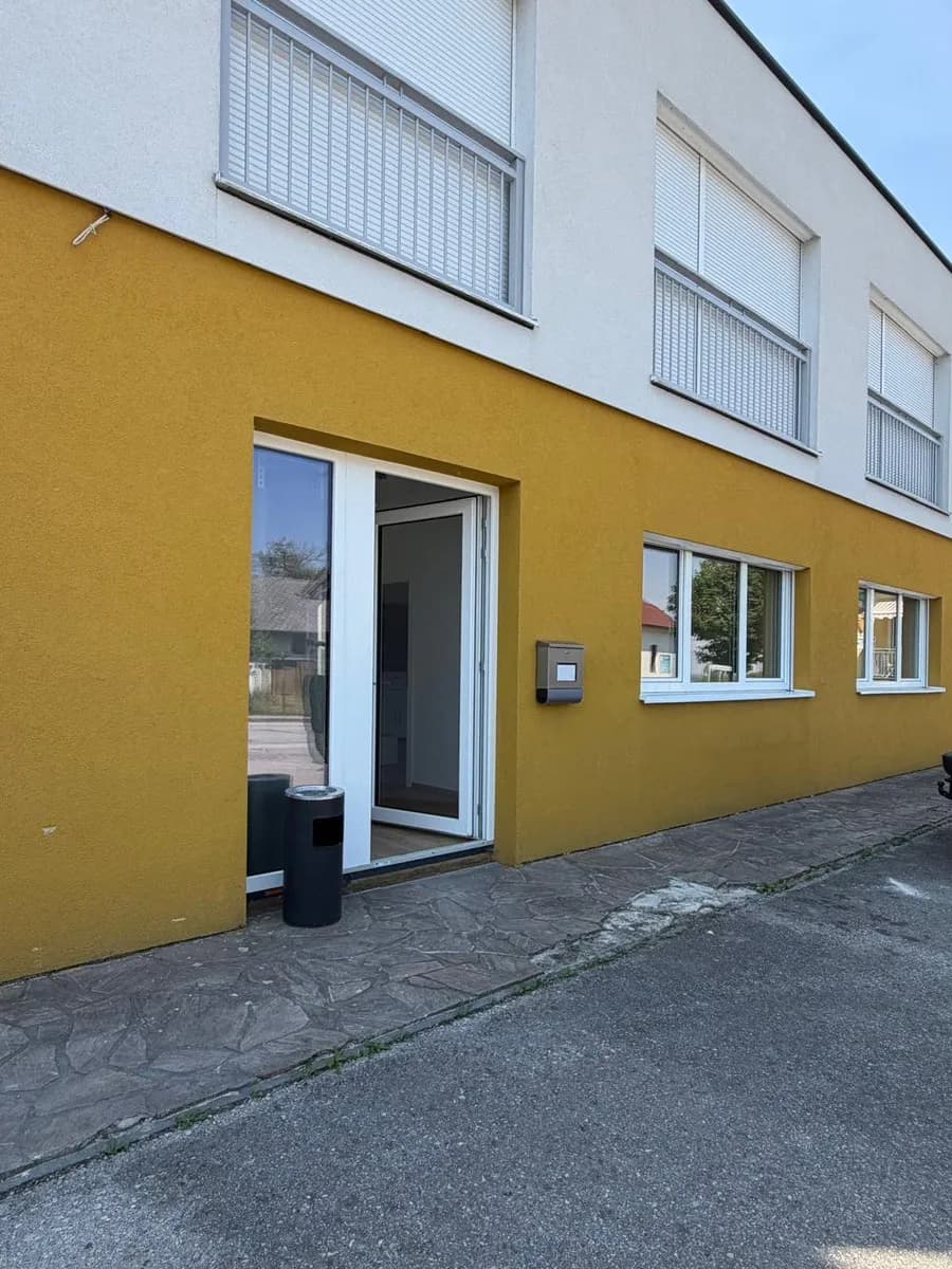8-Zimmer-Gewerbeimmobilie mieten in Amstetten – 360 m², € 2.100 – Bild 22 von 22