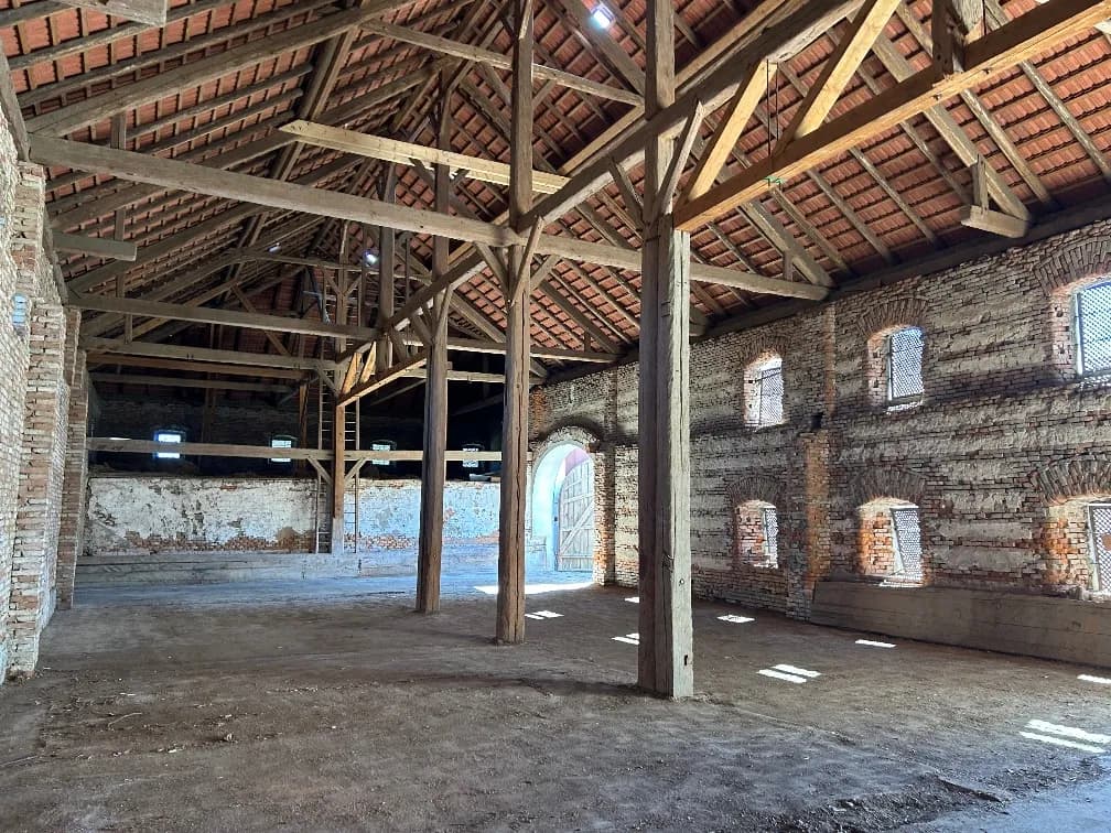 Gewerbeimmobilie mieten in Linz Land – 300 m², € 2.200 – Bild 2 von 9
