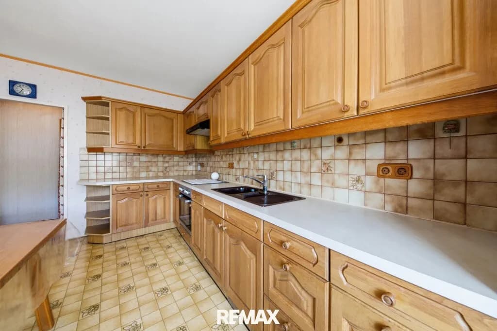 4-Zimmer-Haus kaufen in Hollabrunn – 177 m², € 299.000 – Bild 10 von 38