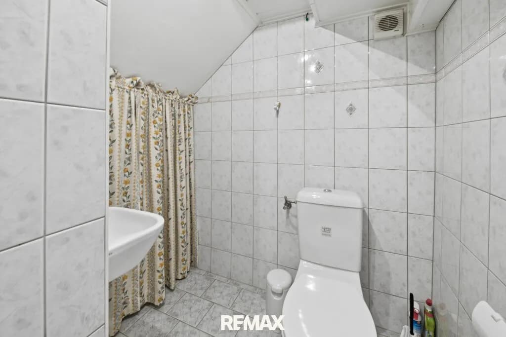 4-Zimmer-Haus kaufen in Hollabrunn – 177 m², € 299.000 – Bild 13 von 38