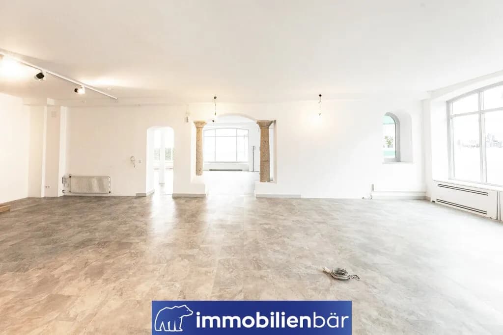 Gewerbeimmobilie mieten in Ried im Innkreis – 210 m², € 11 – Bild 2 von 13