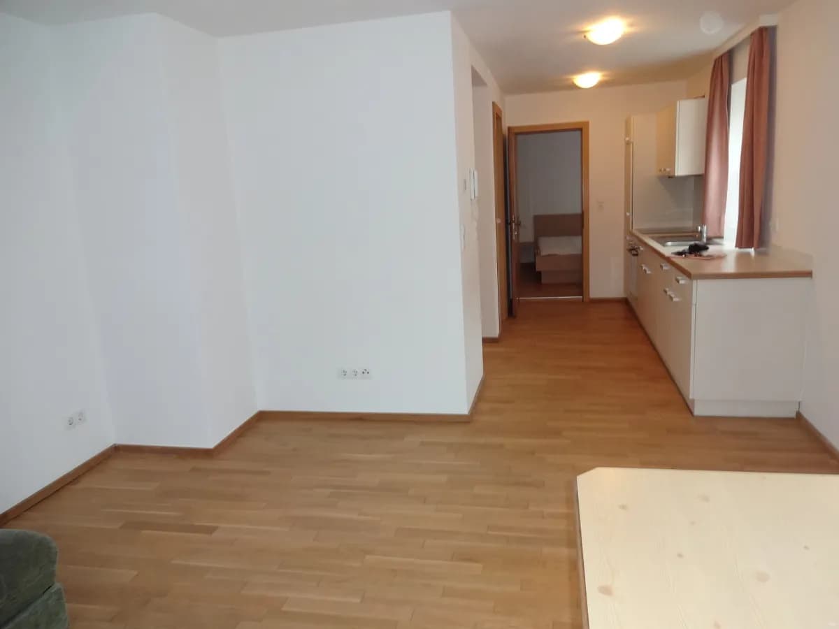 2-Zimmer-Wohnung mieten in Kufstein – 39 m², € 920 – Bild 2 von 14