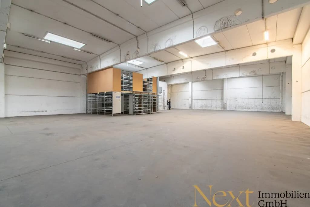 Gewerbeimmobilie mieten in Wels – 2 556 m² – Bild 2 von 7