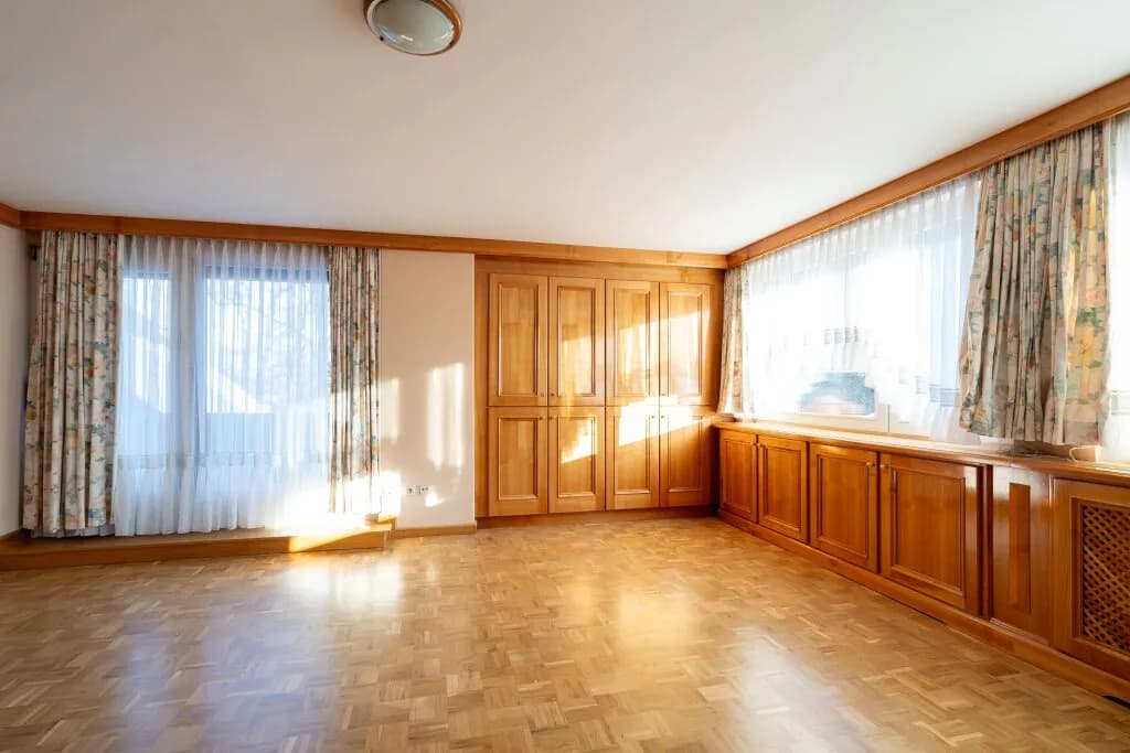 8-Zimmer-Immobilie mieten in Steyr – 350 m², € 2.548 – Bild 28 von 60