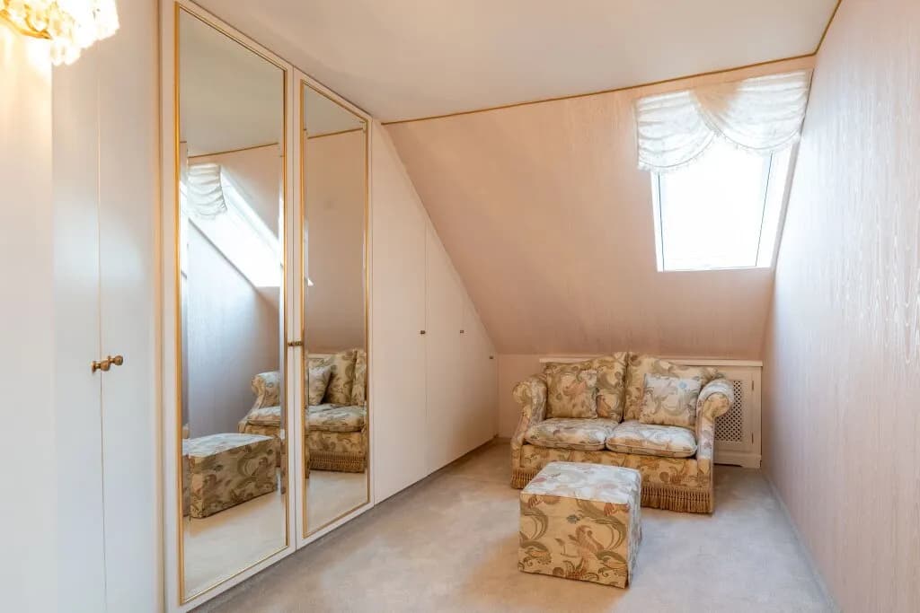 8-Zimmer-Immobilie mieten in Steyr – 350 m², € 2.548 – Bild 38 von 60
