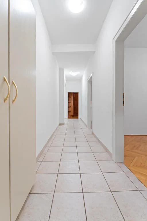 5-Zimmer-Wohnung kaufen in Linz – 147 m², € 369.000 – Bild 8 von 21