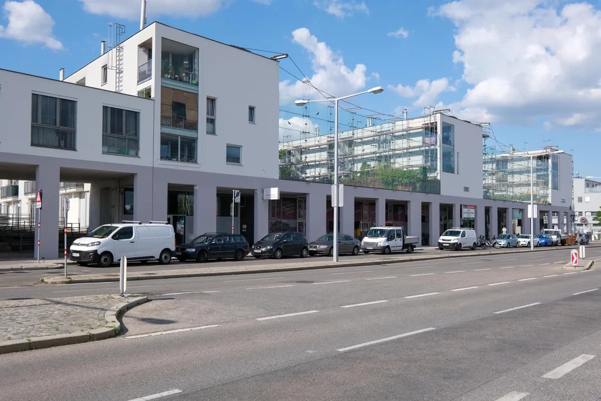 7-Zimmer-Gewerbeimmobilie mieten in Wien – 156 m², € 2.018