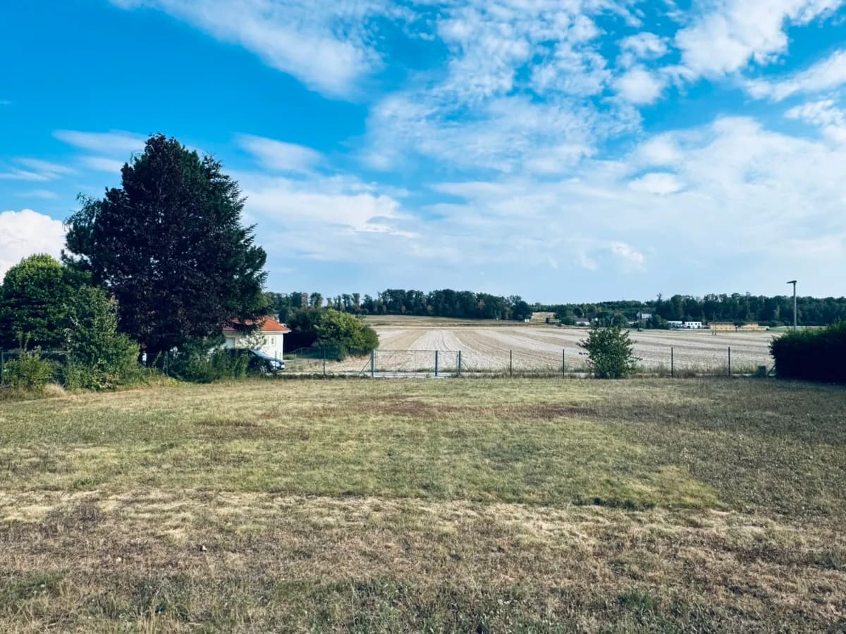 Grundstück kaufen in Linz Land – 897 m², € 375.000