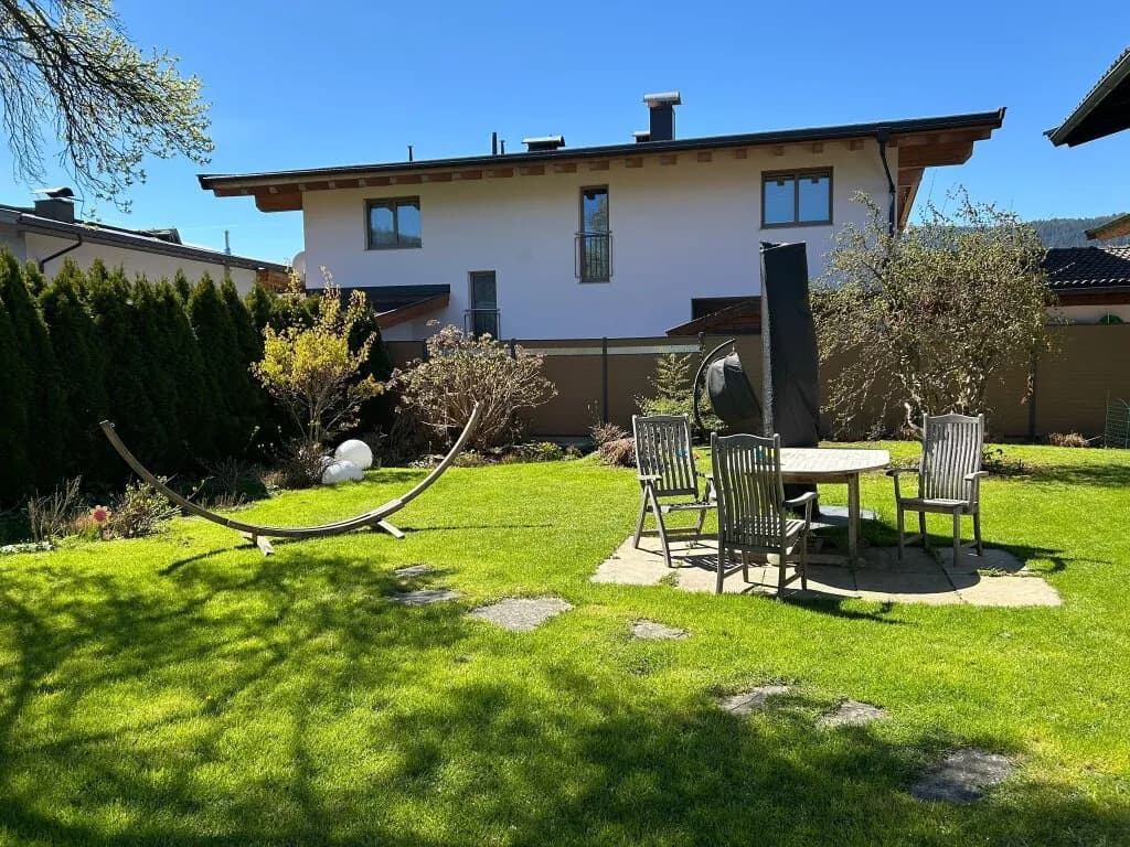 8-Zimmer-Haus kaufen in Kitzbühel – 181 m², € 949.000 – Bild 2 von 11