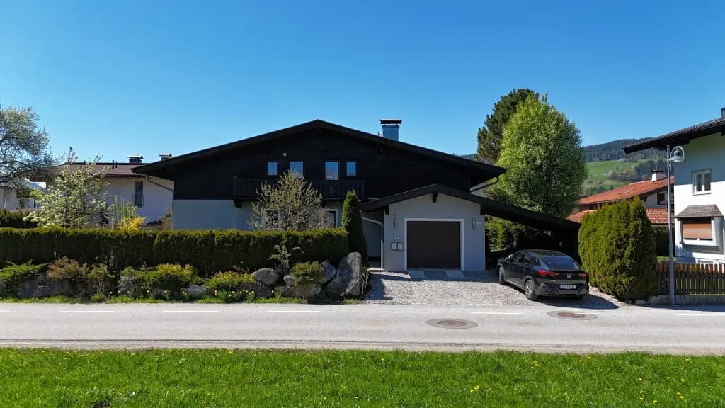 8-Zimmer-Haus kaufen in Kitzbühel – 181 m², € 949.000 – Bild 3 von 11