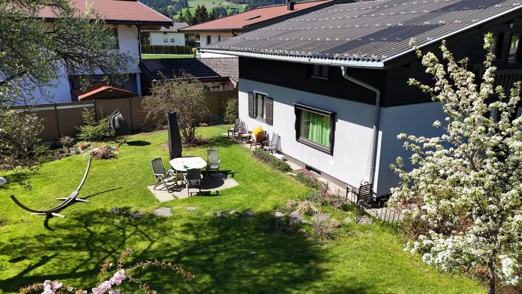 8-Zimmer-Haus kaufen in Kitzbühel – 181 m², € 949.000 – Bild 10 von 11