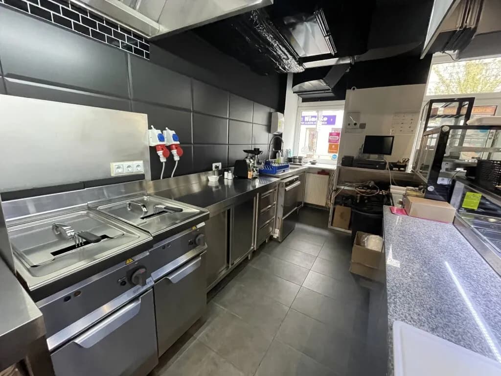 2-Zimmer-Gewerbeimmobilie mieten in Wien – 60 m², € 1.015 – Bild 2 von 12