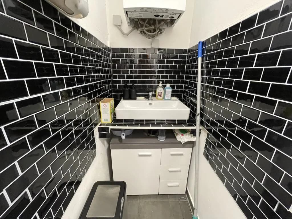2-Zimmer-Gewerbeimmobilie mieten in Wien – 60 m², € 1.015 – Bild 11 von 12