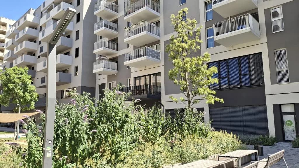 Gewerbeimmobilie mieten in Wien – 99 m², € 16 – Bild 2 von 21