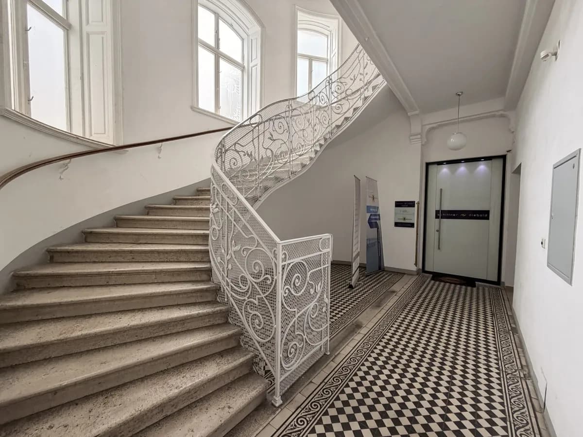 5-Zimmer-Gewerbeimmobilie mieten in Wien – 189 m², € 3.998 – Bild 8 von 11