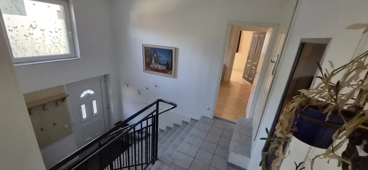 7-Zimmer-Haus kaufen in Neunkirchen – 185 m², € 399.000 – Bild 8 von 44