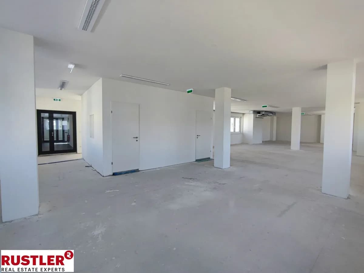 Gewerbeimmobilie mieten in Wien – 217 m², € 5.213
