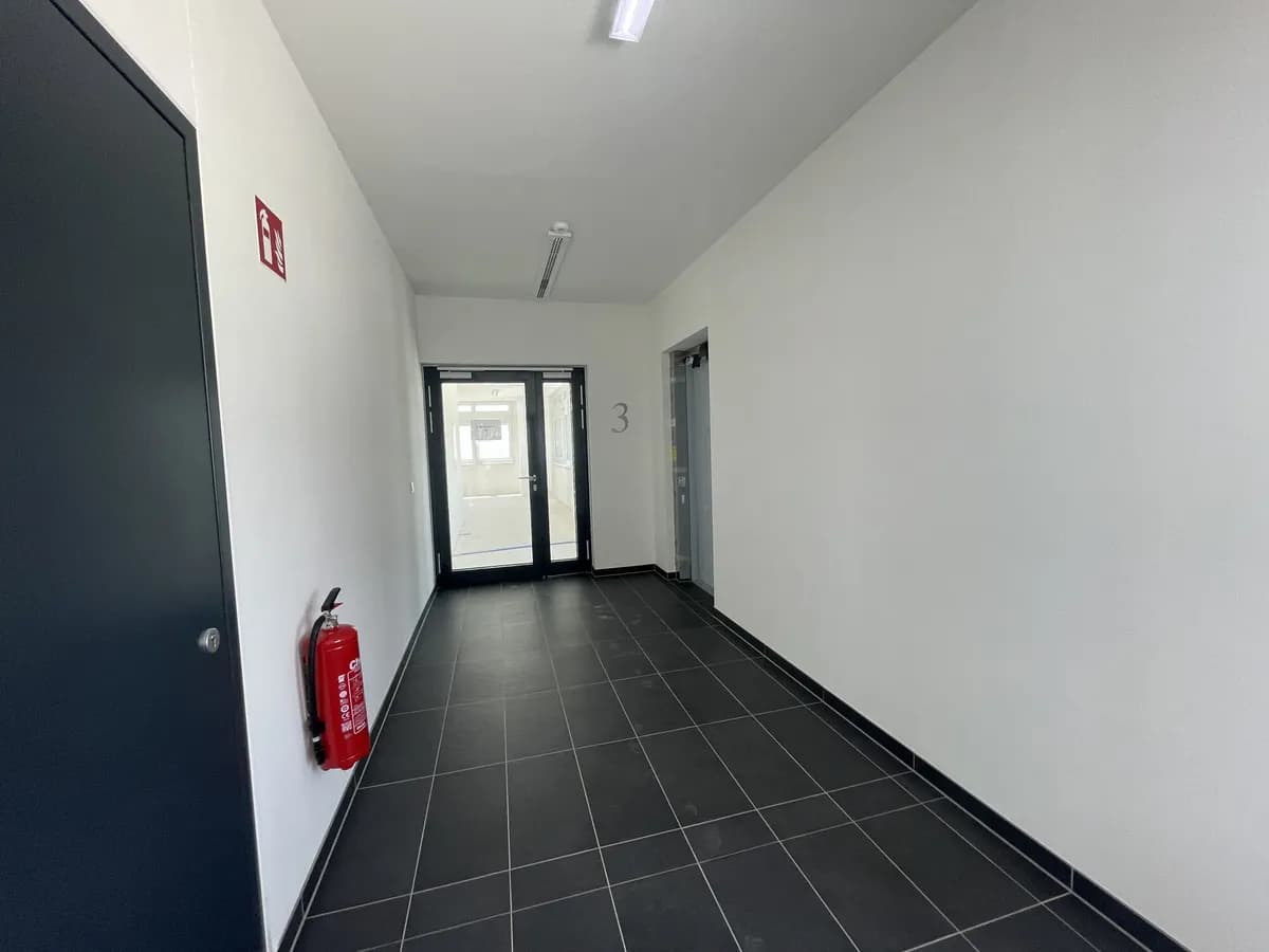 Gewerbeimmobilie mieten in Wien – 217 m², € 5.208 – Bild 8 von 14