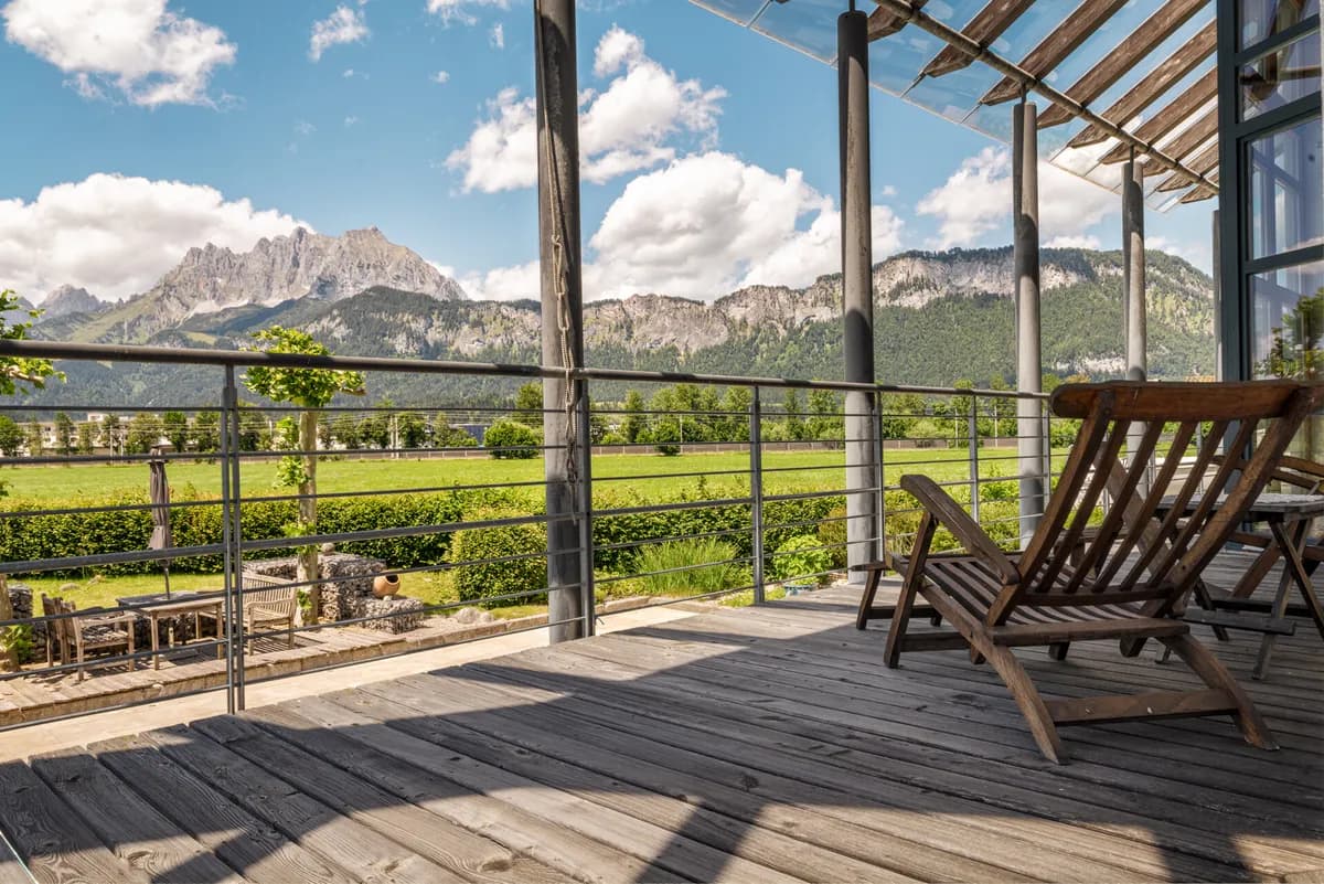 7-Zimmer-Haus kaufen in Kitzbühel – 404,67 m², € 1.950.000 – Bild 2 von 32