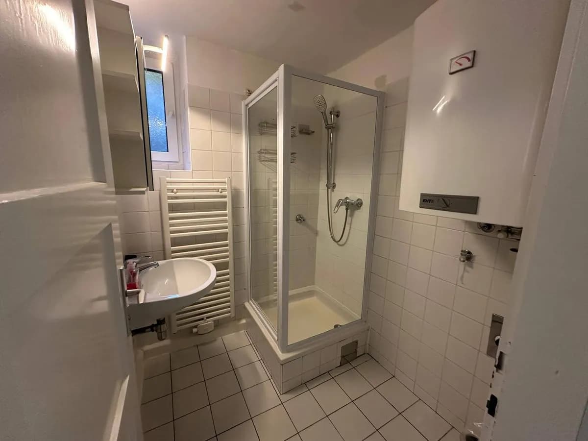 4-Zimmer-Wohnung mieten in Linz – 120 m², € 850 – Bild 2 von 3