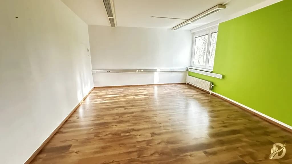 13-Zimmer-Gewerbeimmobilie mieten in Wien – 280 m², € 5.163 – Bild 2 von 28