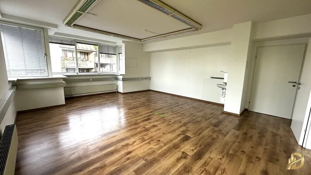 13-Zimmer-Gewerbeimmobilie mieten in Wien – 280 m², € 5.163 – Bild 10 von 28