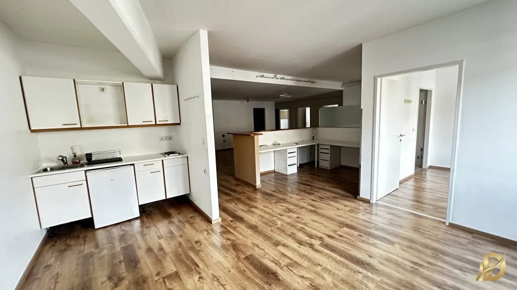 13-Zimmer-Gewerbeimmobilie mieten in Wien – 280 m², € 5.163 – Bild 16 von 28